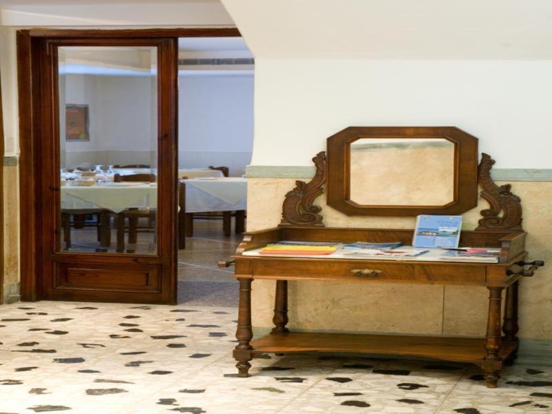 Hotel Europa Λεβάντο Εξωτερικό φωτογραφία