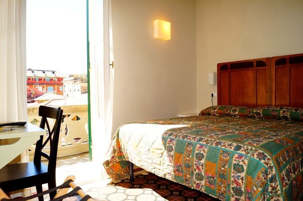 Hotel Europa Λεβάντο Εξωτερικό φωτογραφία