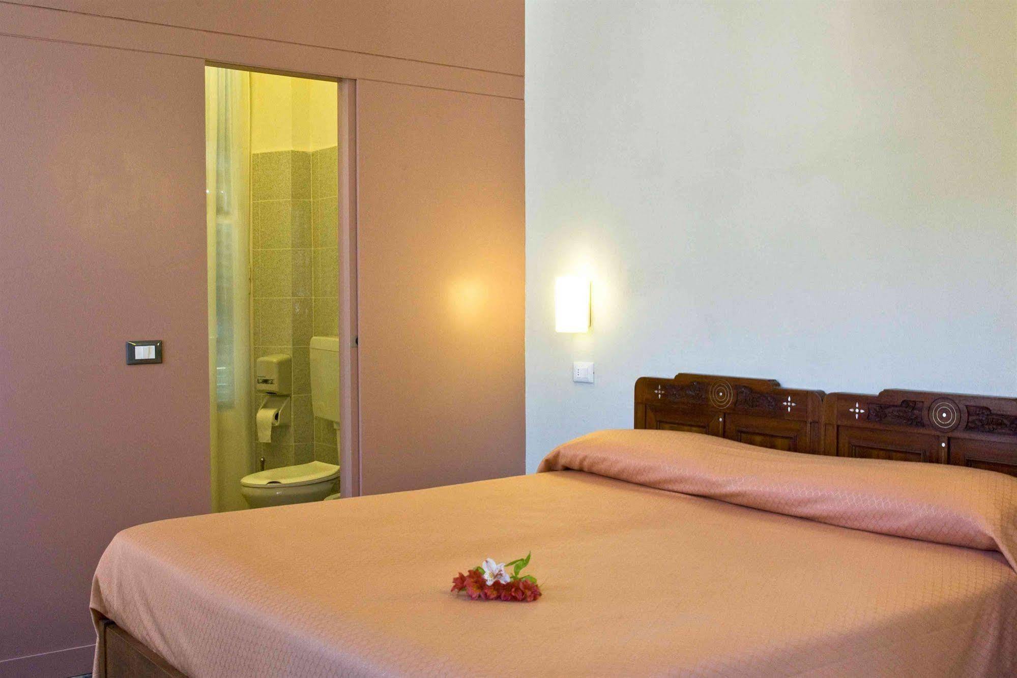 Hotel Europa Λεβάντο Εξωτερικό φωτογραφία